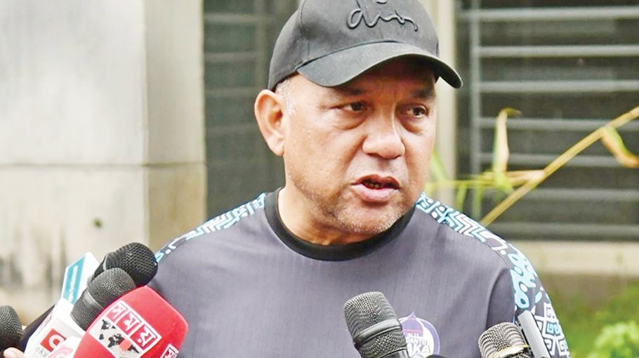 Sujon urges cricketers to master Pakistan pace attack