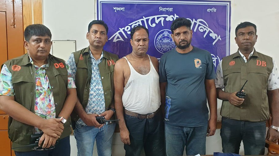 Gold worth Tk 4 crore seized in Chuadanga