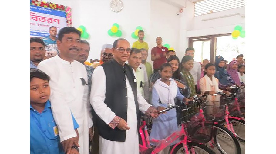 School students get new by-cycles in Debiganj