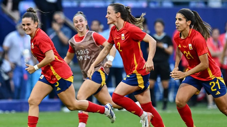 Spain, USA on course for women's football final