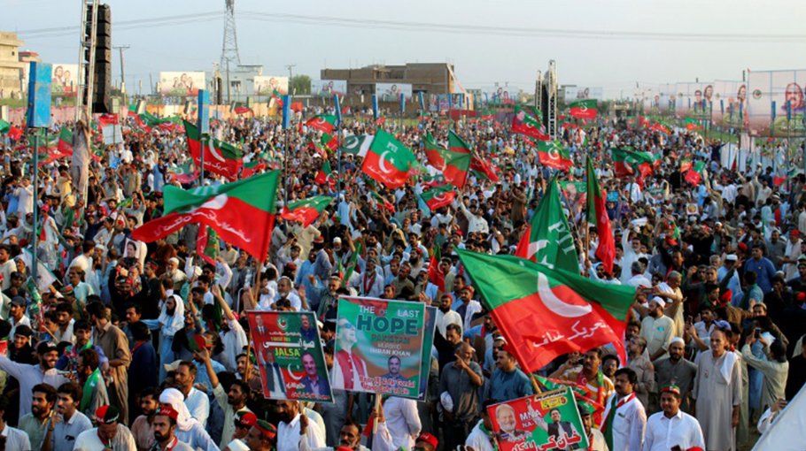 Thousands rally demanding  Pakistan’s ex-PM  Imran’s release