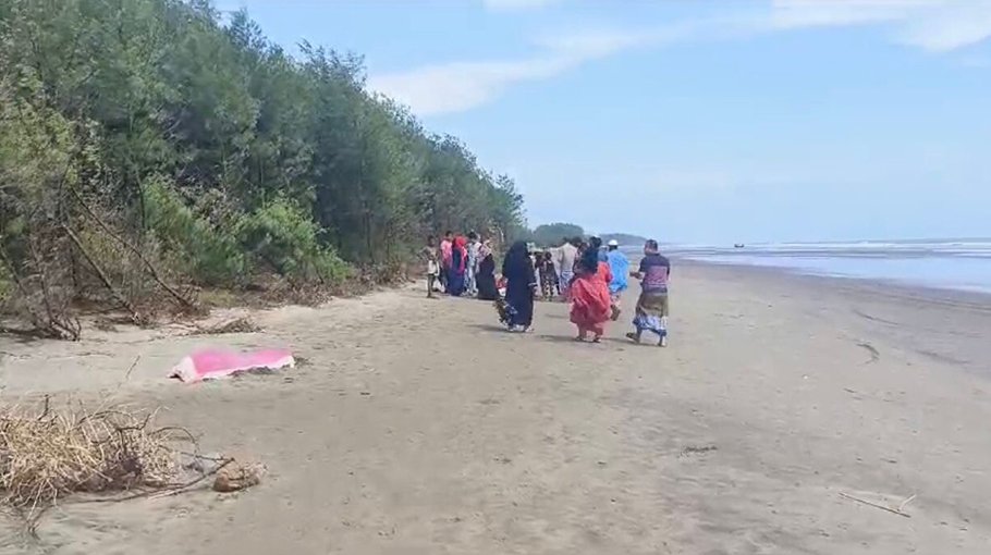 Boat capsize: 18 bodies of Rohingyas found in Teknaf