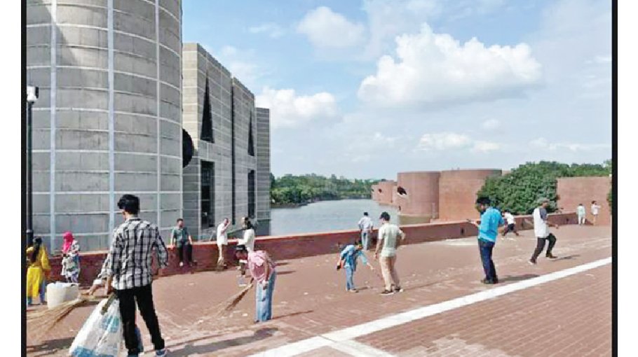 From chaos to clean-up