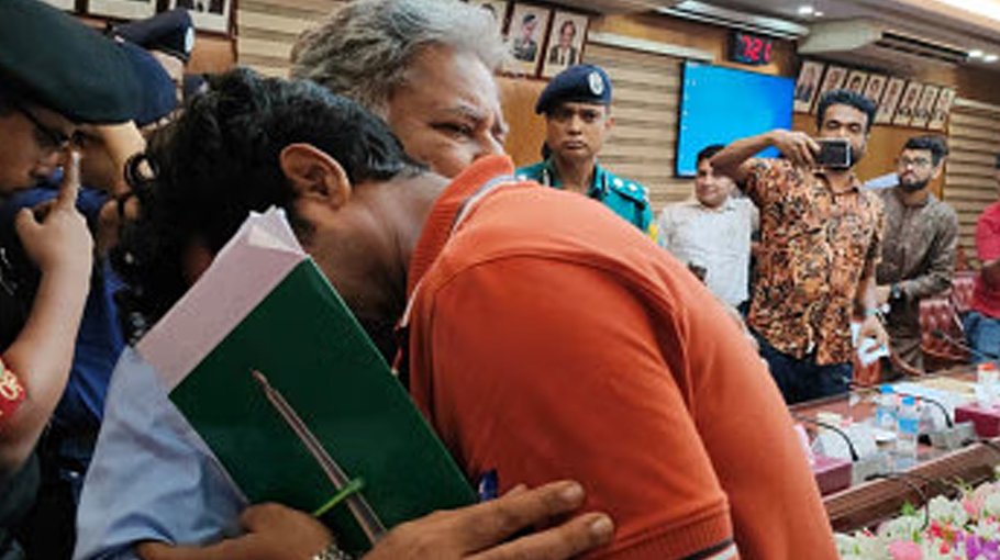 2 suspected looters killed in Dinajpur mob attack