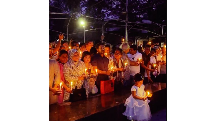 People light candles at Bangabandhu Museum