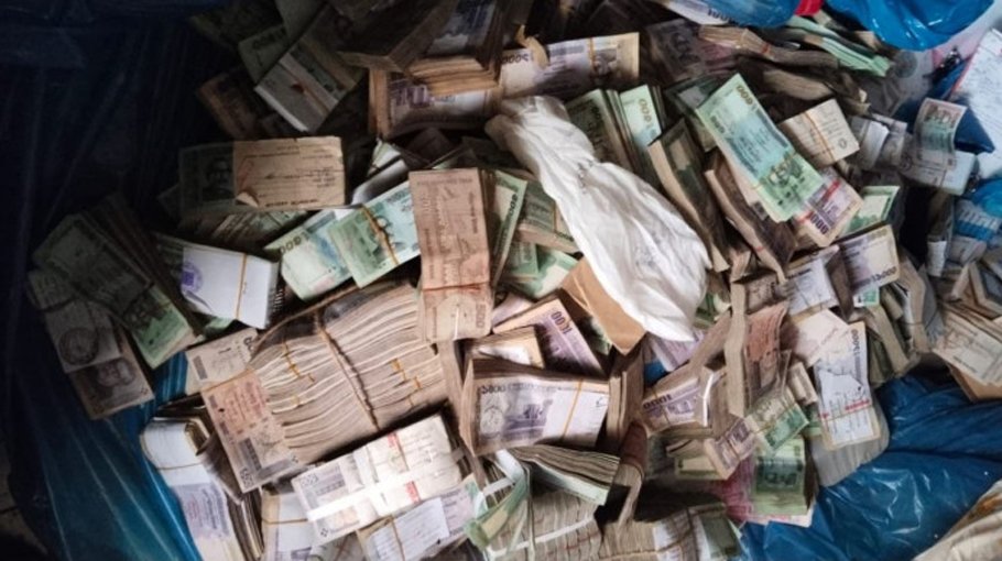 Tk 3.11cr recovered from ex-senior secretary's house