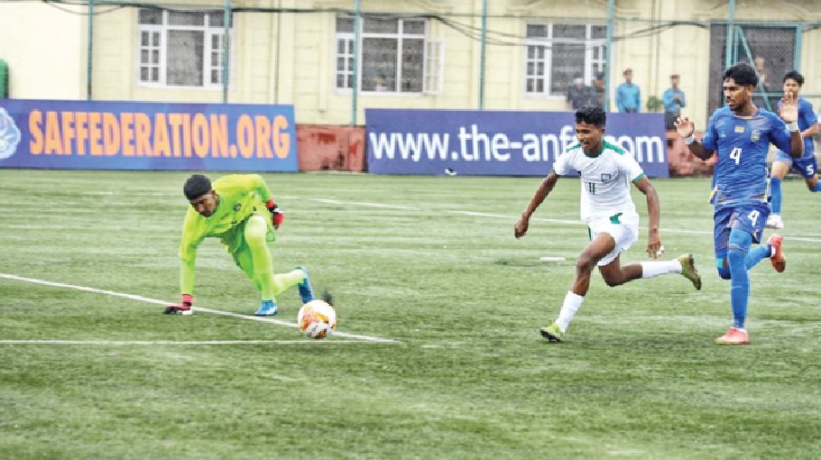 Young booters reach semis