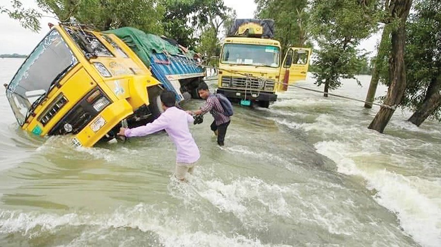 Floods hit 8 districts, 6m people marooned