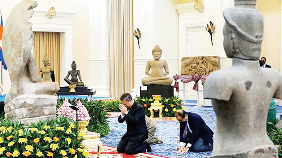 Cambodia welcomes return of looted treasures from US