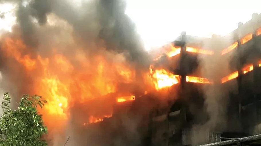 175 still missing, building at risk of collapse