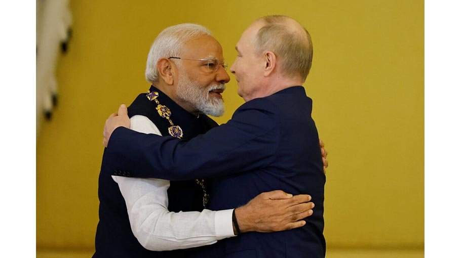 Modi strikes a tight balance between Russia and the United States
