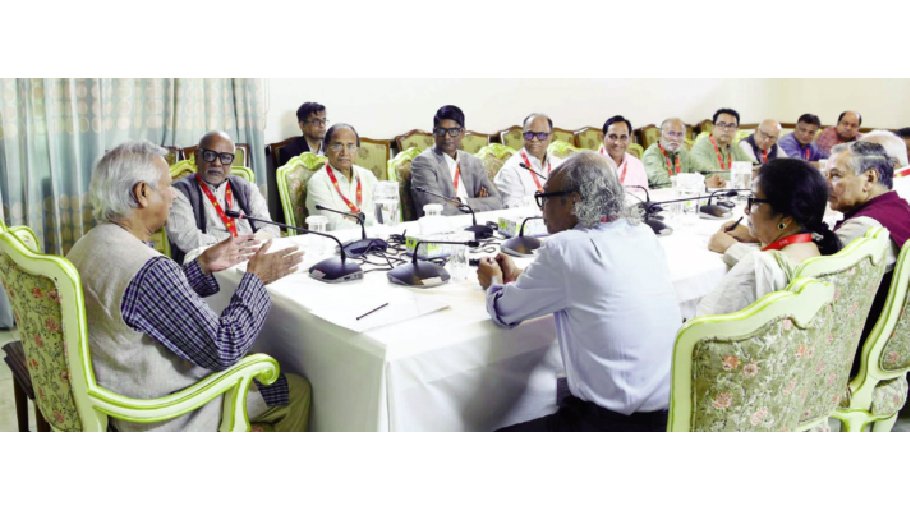Interim govt believes in media freedom: Yunus