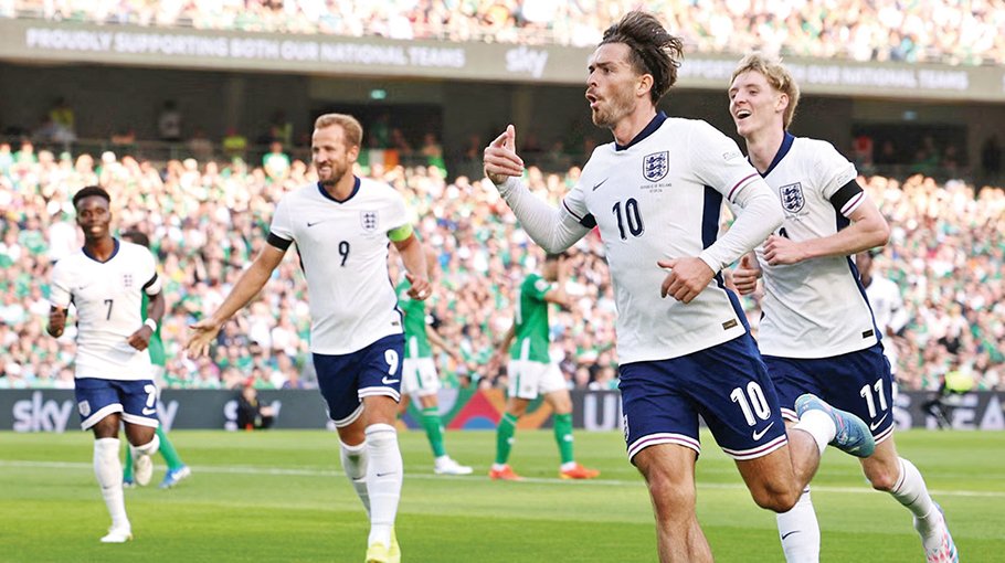 England impress on Carsley bow, Germany, Dutch hit five