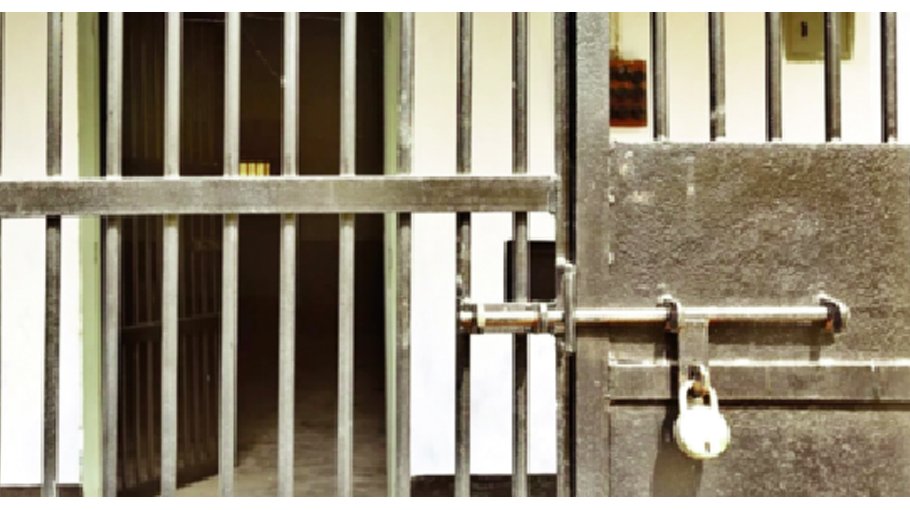 Home Adviser vows to resolve prison problems