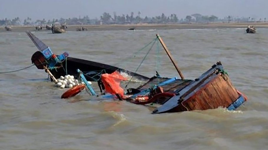 Over 40 die, 12 rescued after boat capsizes in Nigeria