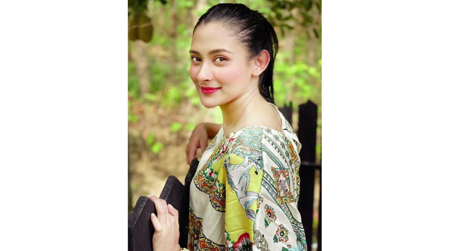 Mehazabein captivates audience in ‘Saba’