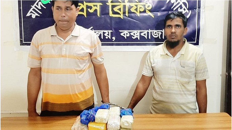 Police constable detained with 35,000 pieces of Yaba in Cox’s Bazar
