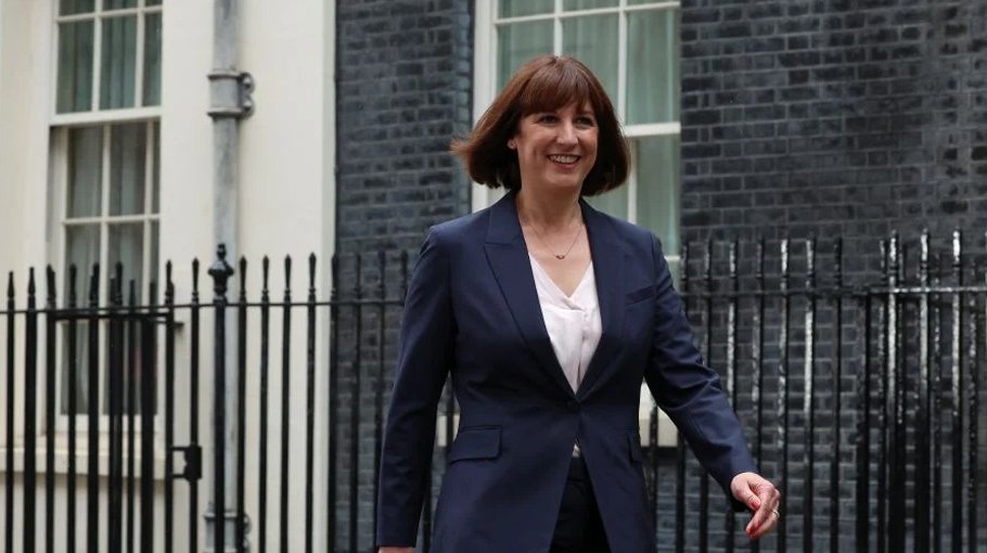 British finance minister vows to ‘rebuild’ country