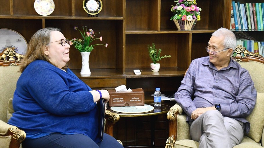 Adviser seeks US cooperation for CHT development