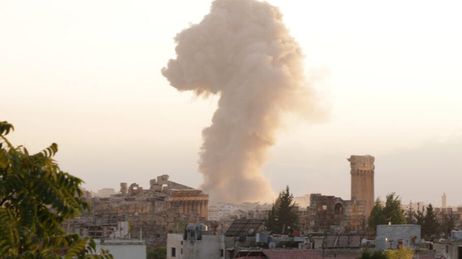 Israel strikes heart of Beirut