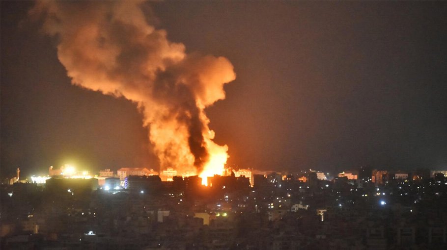 Israeli bombing rocks  Beirut before war anniv