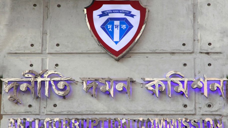 ACC sues ex-Shilpakala Academy DG Lucky among 24 for illegal recruitment