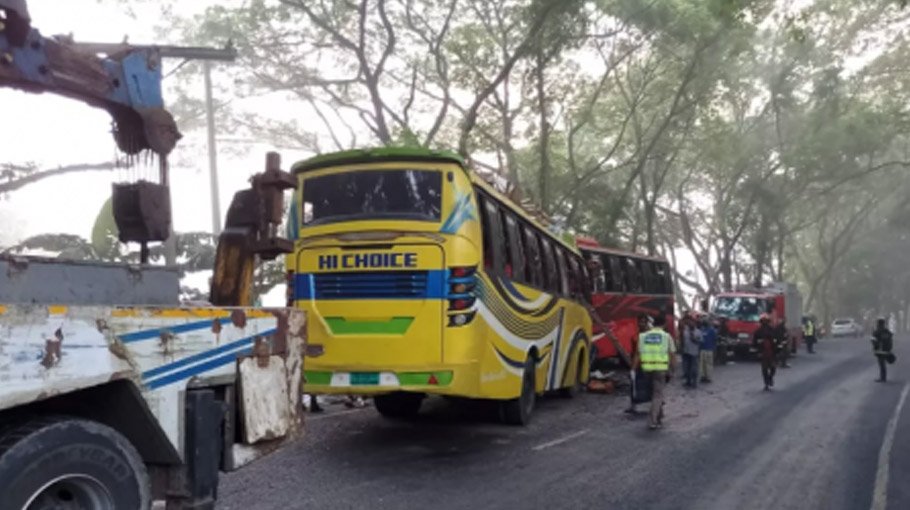 10 killed in Ctg, Faridpur road crashes