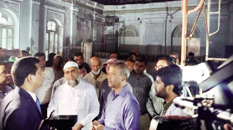 ICT prosecution to follow due process in trying journos: Asif Nazrul 