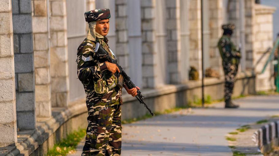 Kashmir gets largely powerless govt after five years