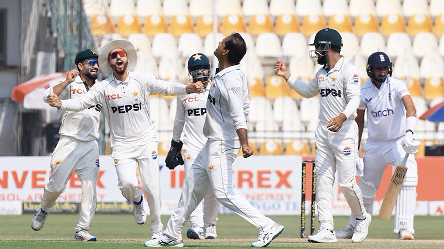 Noman spins Pakistan to victory