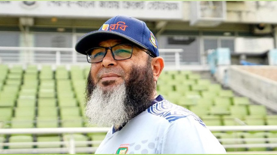 Mushtaq joins Tigers