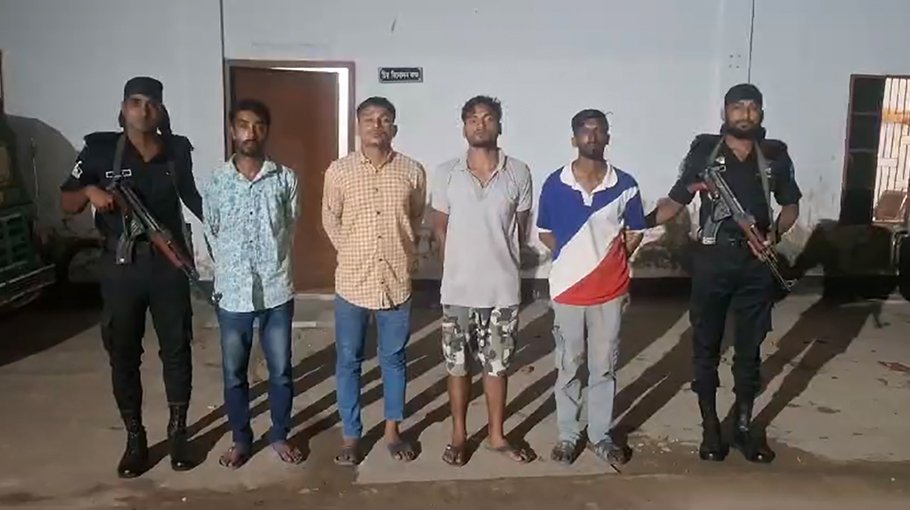 RAB discovers ‘torture cell’ on hill in Cox’s Bazar 