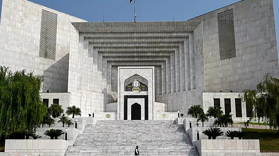 Pakistan judicial reforms see next top judge passed over