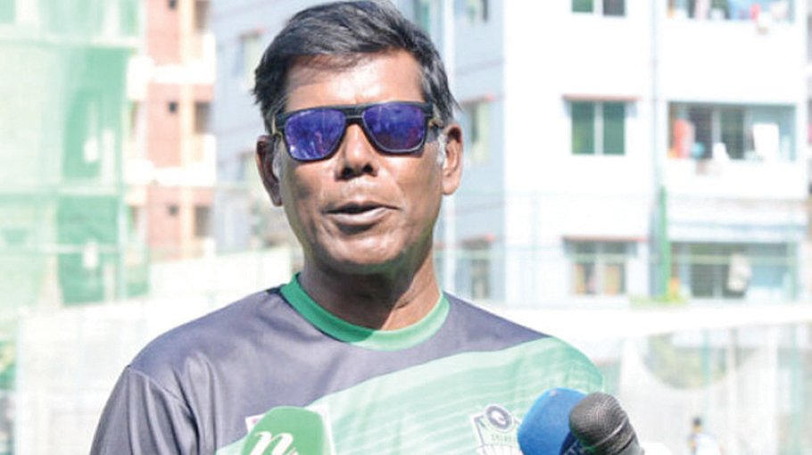 Sarwar appointed as an assist coach 