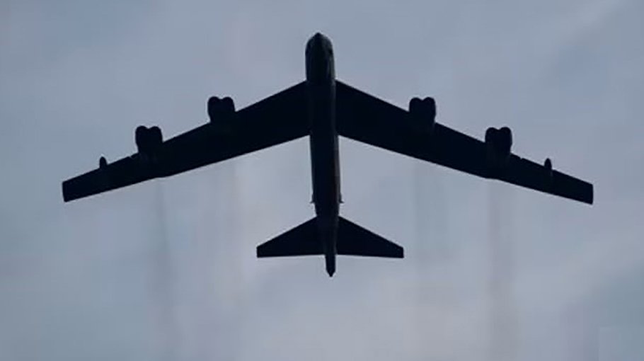 US B-52 bombers arrive in Middle East