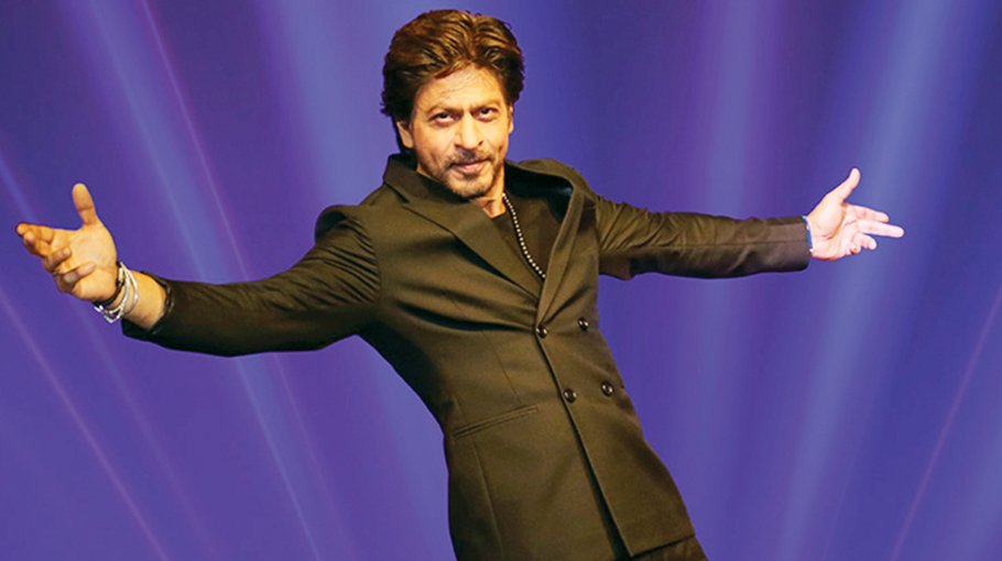 The Academy celebrates SRK’s birthday with iconic film scene