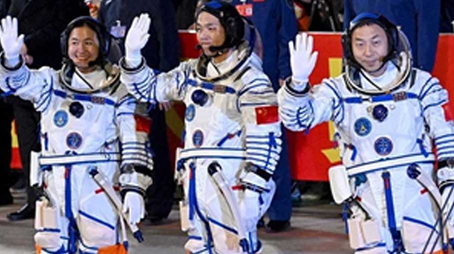 Chinese space station crew returns after six months in orbit