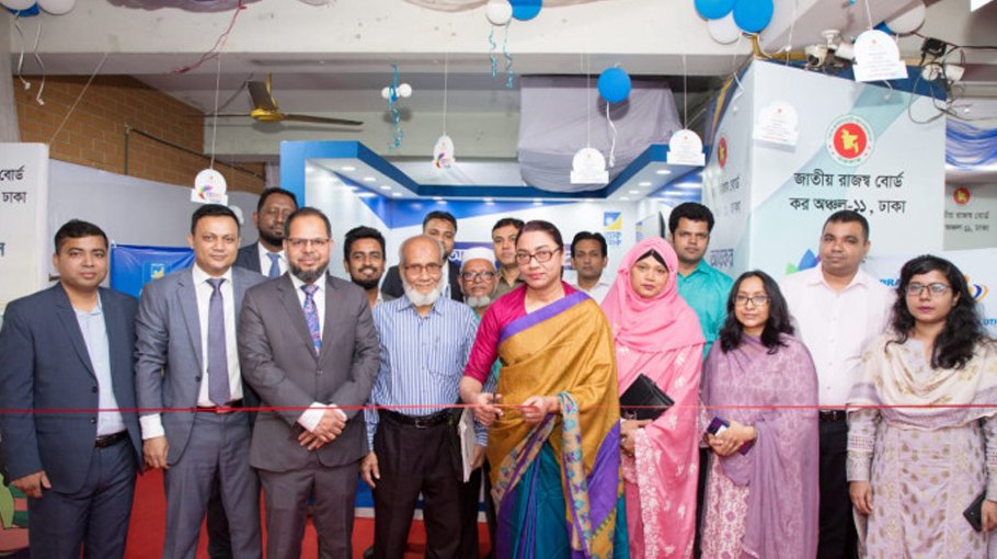 BRAC Bank sets up booth to facilitate online tax payment 