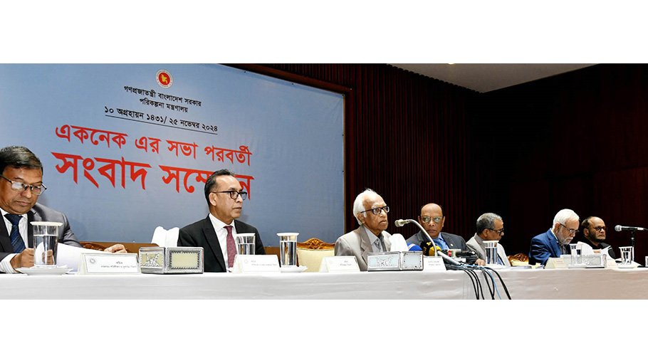 Many project directors fled after political changeover: Adviser