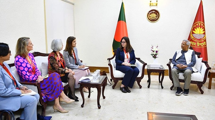 Bangladesh committed to sweeping labour reforms  