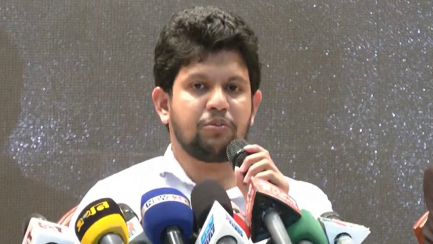 Adviser Mahfuj apologises for past 'divisive' statements