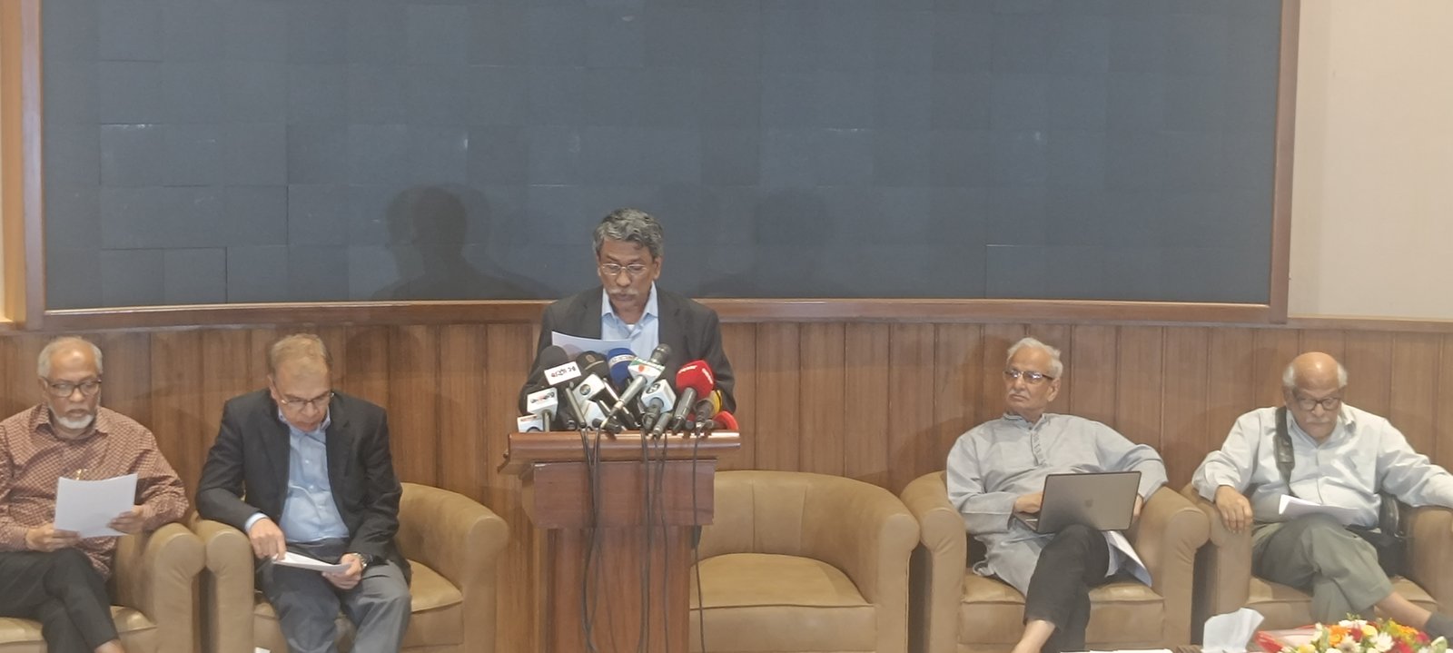 Political parties close to consensus on key reforms: Ali Riaz