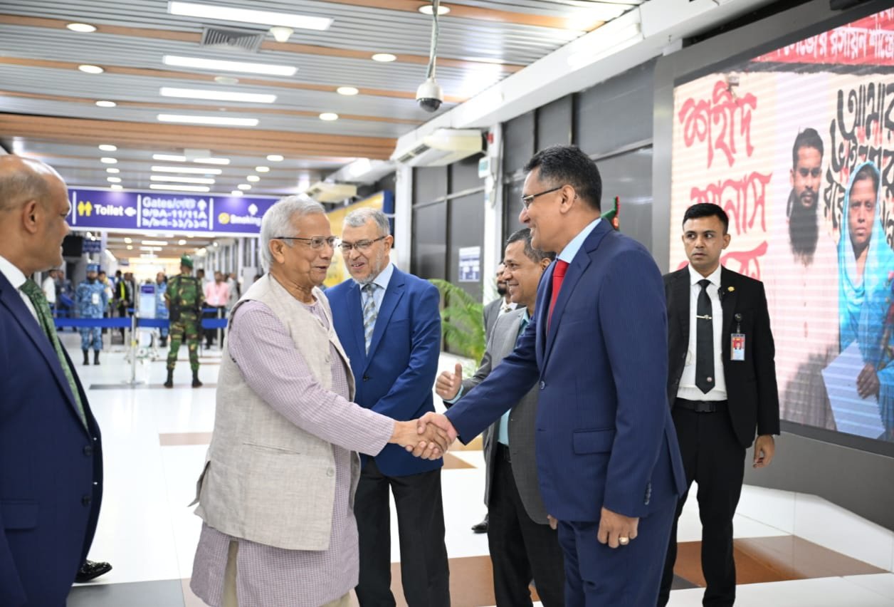 Yunus returns home ending Japan tour