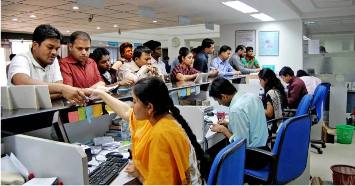 Rush at banks on last working day before Eid-ul-Azha holiday