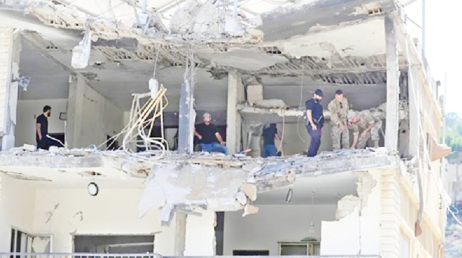 3 killed in Israeli strikes  on south Lebanon