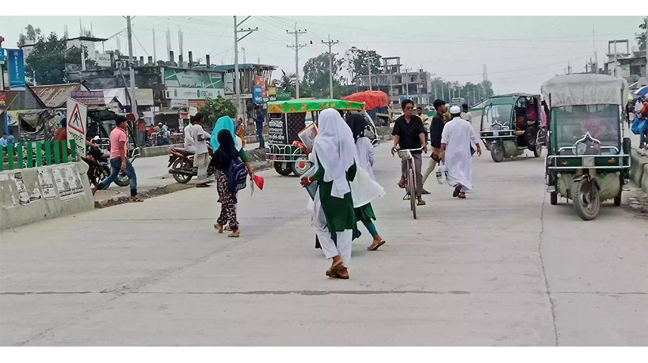 4-km stretch turns into death trap