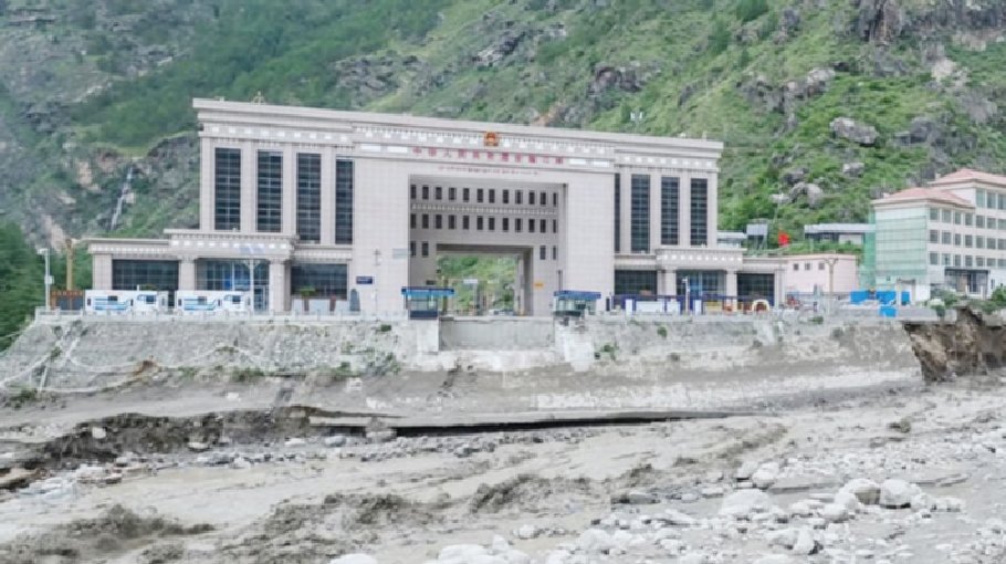 ‘Deadly China-Nepal flood  caused by glacial lake’