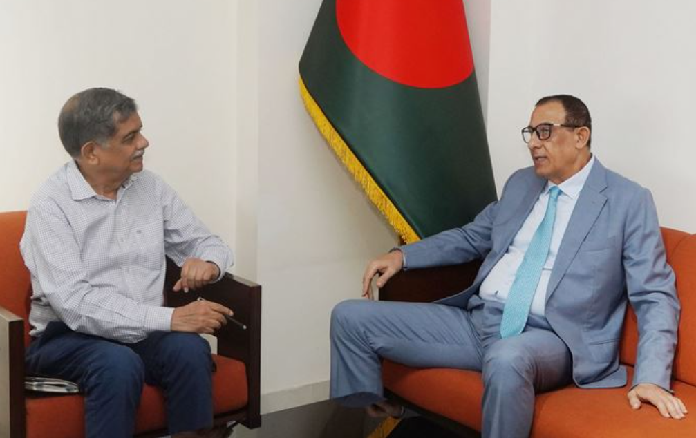 Palestinian envoy meets Education Adviser 