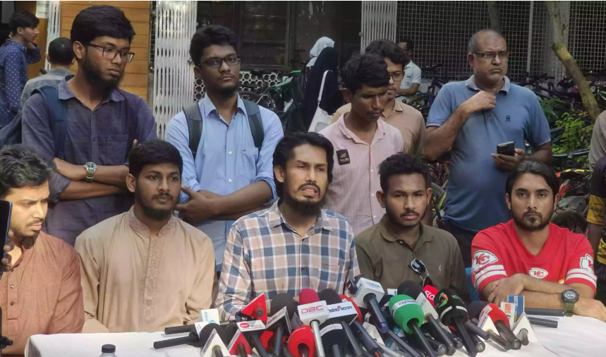 Group of DU students issue 24-hour ultimatum to cancel permit for UN rights office in Dhaka