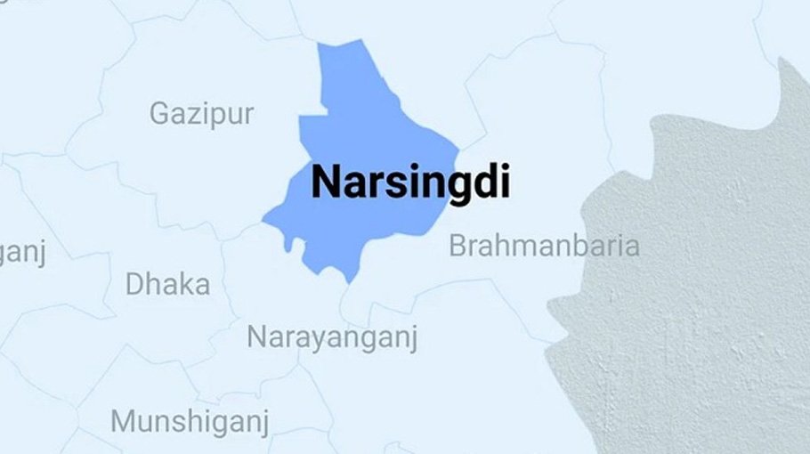 Trader hacked  to death in Narsingdi